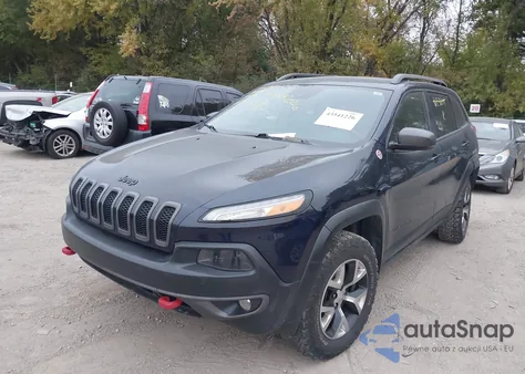2015 Jeep Cherokee Trailhawk из США, поврежденный, VIN 1C4PJMBS5FW623654
